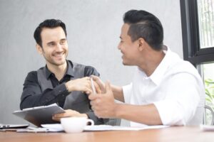 英語の自己紹介をマスターして、自分自身をもっと魅力的に伝えよう! 英語の自己紹介をマスターして、自分自身をもっと魅力的に伝えよう!