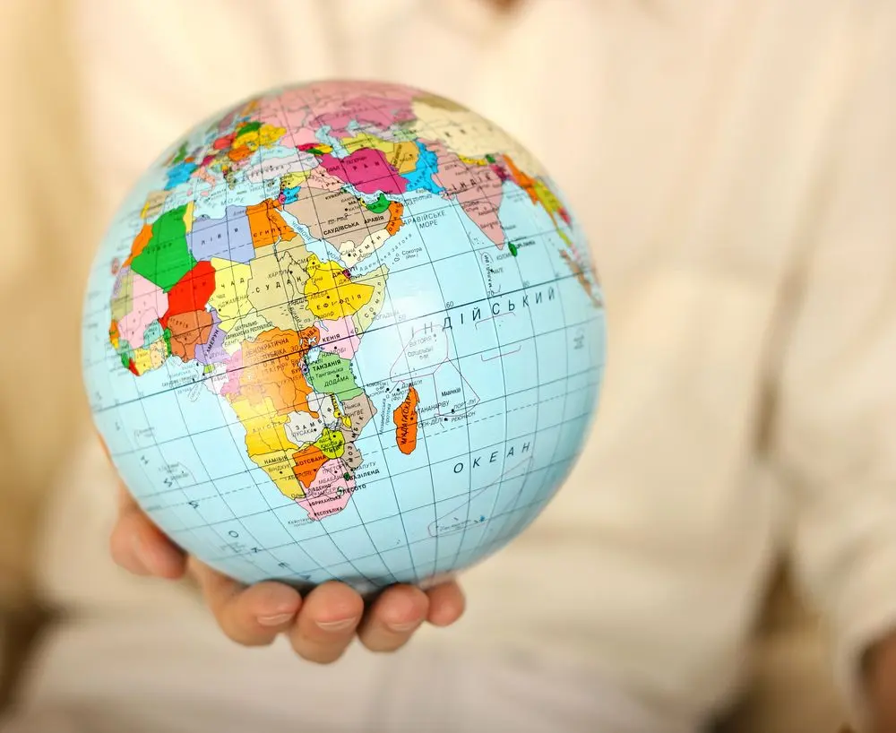 世界言語ランキング】14億人が話す、いま学ぶべき言語は？ | DMM英会話ブログ