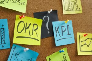 英語の職場で必ず使われる！ビジネス関連の略語・略称一覧 | DMM英会話ブログ