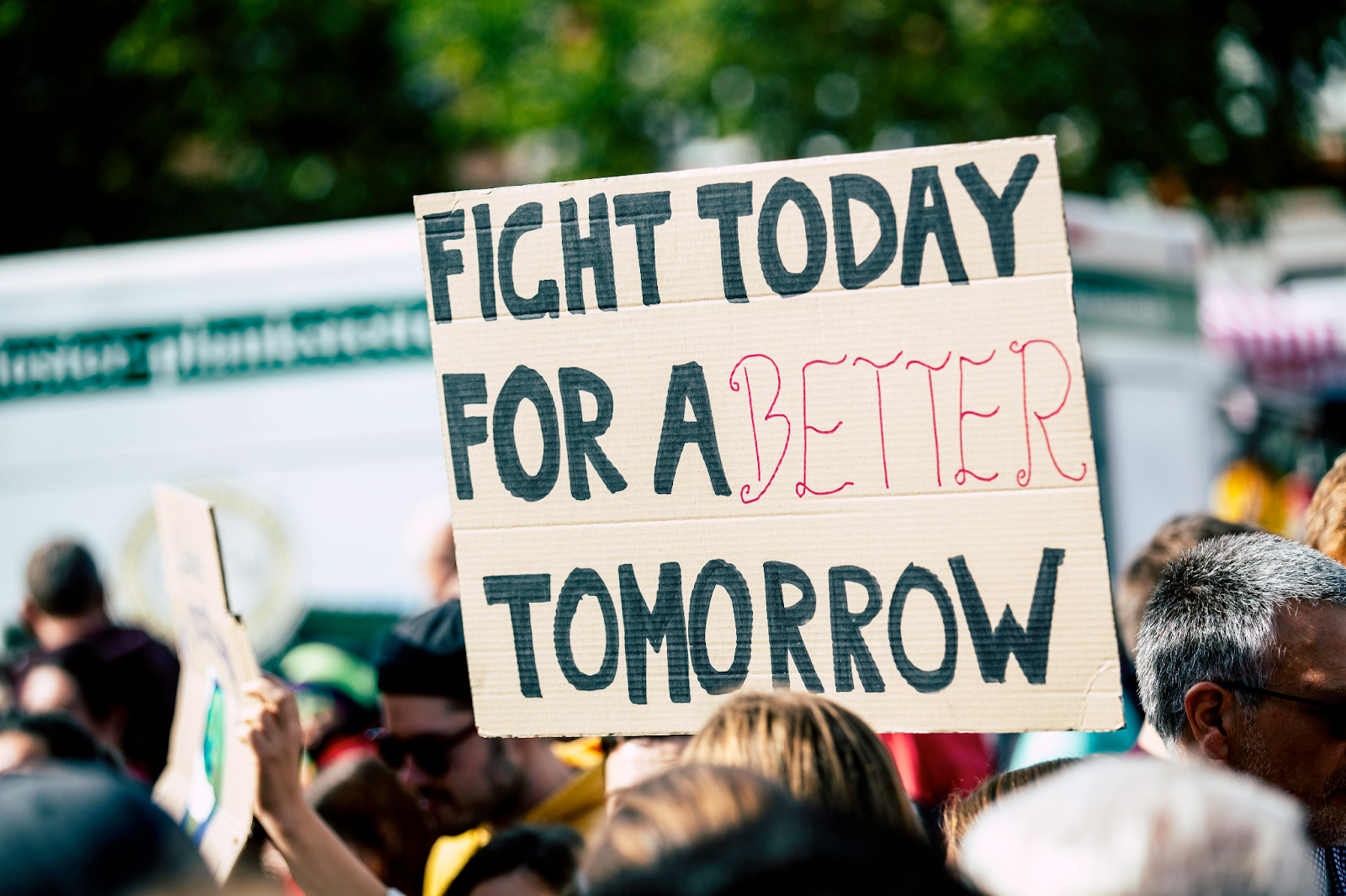 Mobってどういう意味？抗議とデモに関する英単語表現集 | DMM英会話ブログ