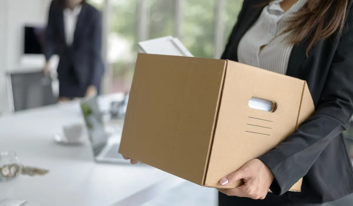 【商务英语】如何写一封英语辞职信？注意四个必备要素，内有超实用离职信范本！ | Engoo 线上英语