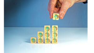 外部の英語教材を導入することで得られる2つのビジネス効果とは? 外部の英語教材を導入することで得られる2つのビジネス効果とは?