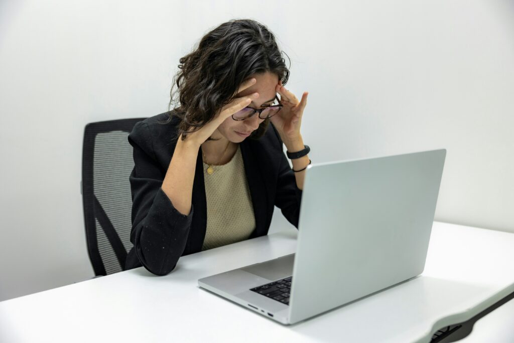 オンラインスクールの「CS 人手不足解消」を叶える、専用ビデオ通話ツールを解説 オンラインスクールの「CS 人手不足解消」を叶える、専用ビデオ通話ツールを解説