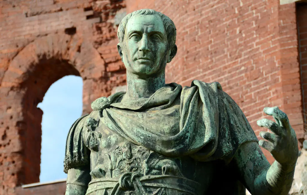 Statue of Julius Caesar