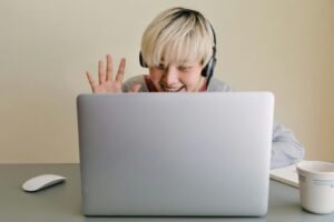 How to Make Students Feel More Comfortable in Online Classes How to Make Students Feel More Comfortable in Online Classes