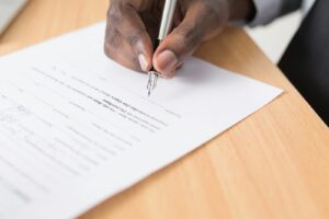 Explaining Phrasal Verbs With "Sign"